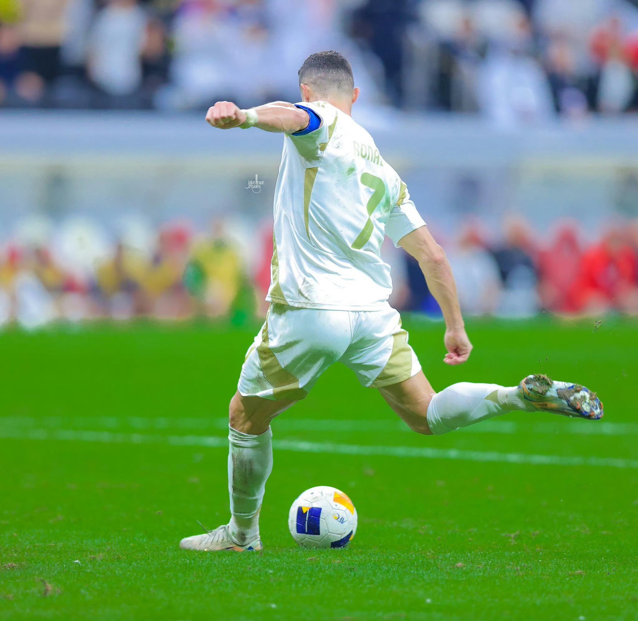 今晨亚冠焦点战，门兴格拉德巴赫单刀错失，引发热议，轮换策略成焦点的简单介绍